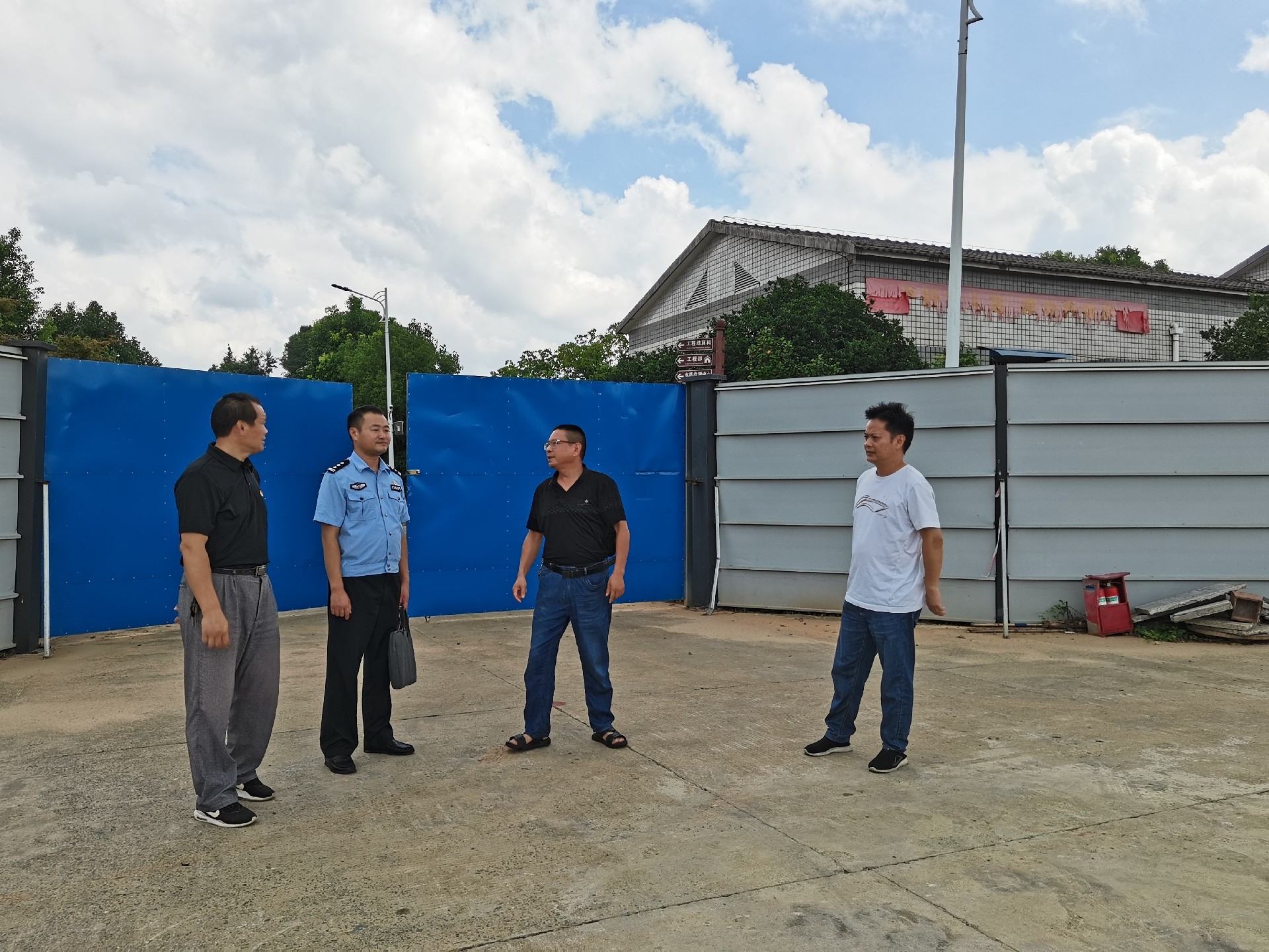 1690940172189611.jpg 1690940172189611.jpg